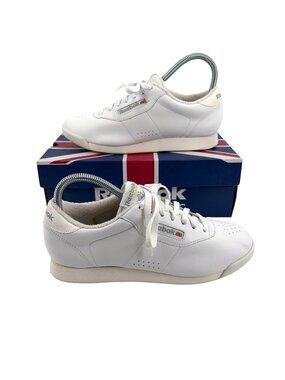 NEW Reebok Retro Classic Womens 10 Leather Sneakers Princess White Minimalist